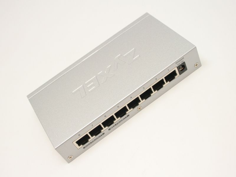 Switch  1G  8p (8x100M/1G RJ45) GS-108B (v3) ZYXEL [14887]