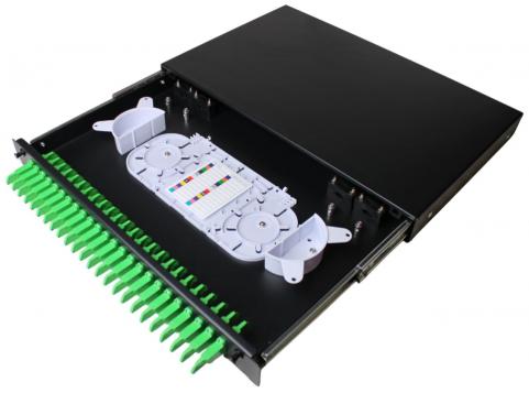 Patch panel optikai 24p (24xE2000 slx) SM rack 19" 1U fiókos OptiC [19160]