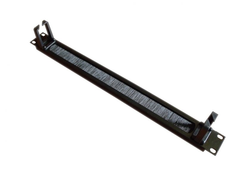 Rack fésűspanel - kábelrendező gyűrűkkel 19" 1U fekete 3MM (4623)